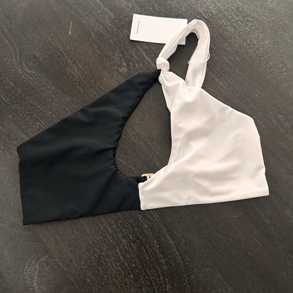 Lovers And Friends Jordy Top in Black And White Sz S - Picture 2 of 4